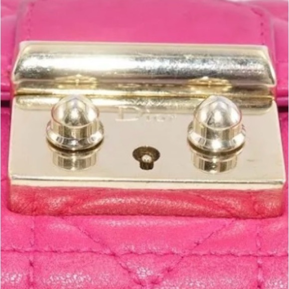 🩷🩷Christian Dior Pink Cannage Quilted Compact Wallet | PRELOVED!! 💗💗 - Picture 10 of 10